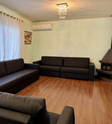 Imagem com fotos das acomodações